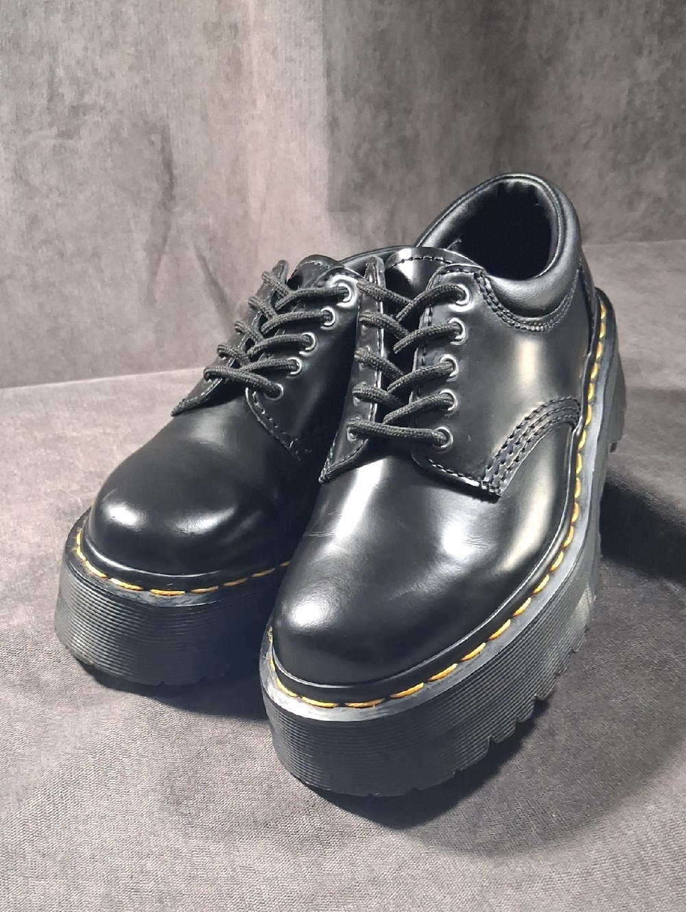 Dr. Martens 8053 Quad Black Polished Smooth Leather Platform Shoes VG US 5
